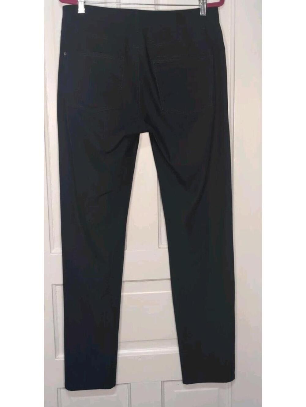 VUORI Meta Navy Blue Technical Performance Activewear Chino Pants Men's 34(1360) - Picture 3 of 6